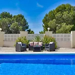 Guzman - Andrea Villa Calp